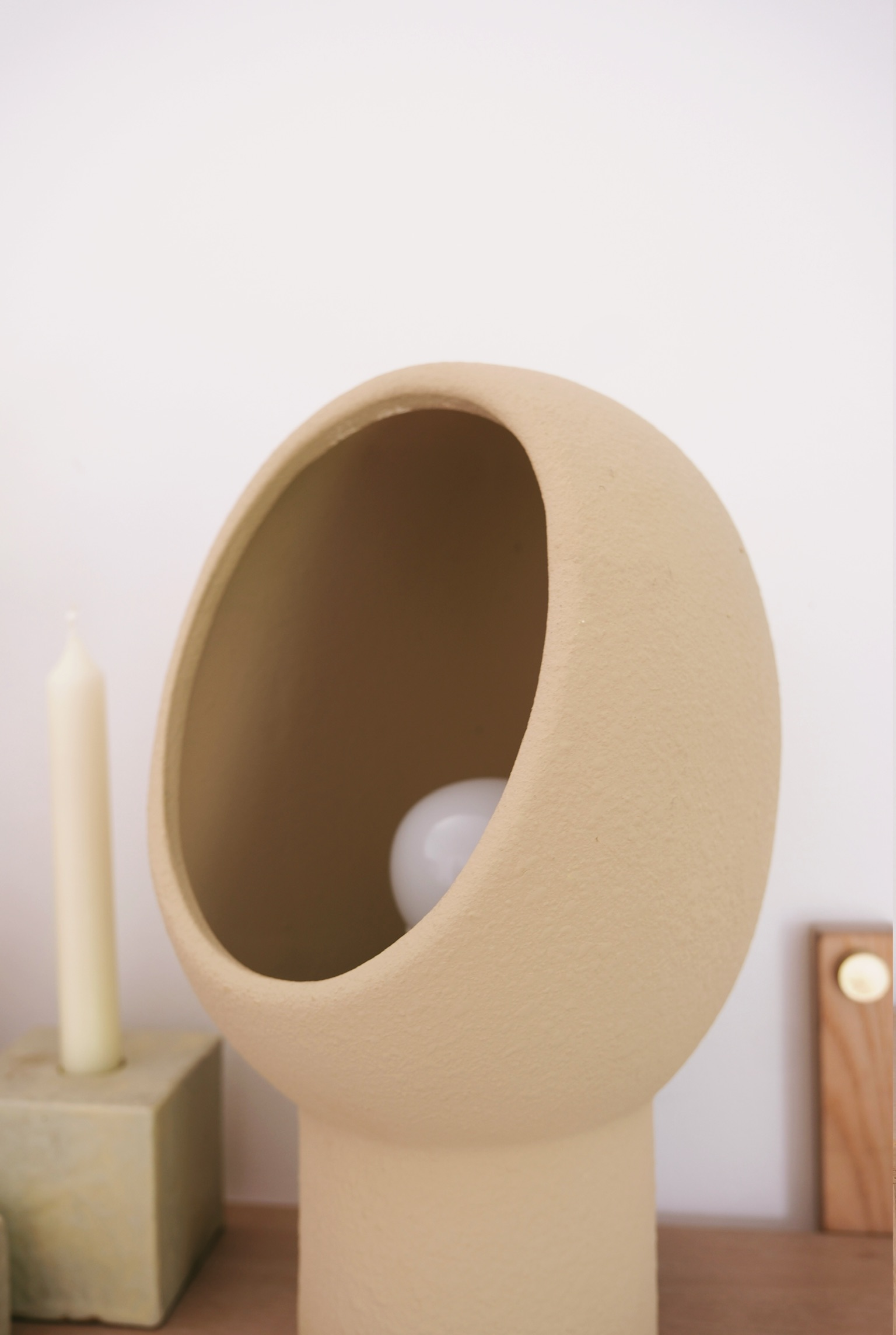 Lampe à poser en céramique – Image 2