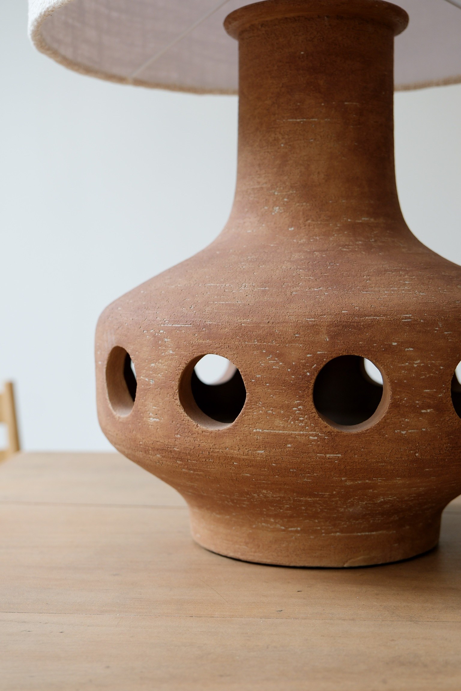 Lampe en grès avec abat jour – Image 2