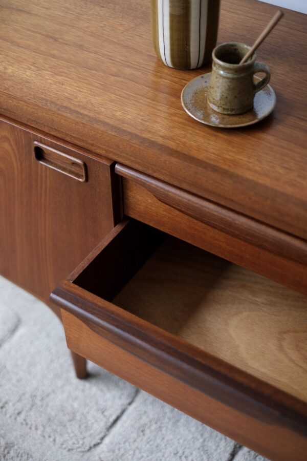 Enfilade vintage en teck Greaves & Thomas