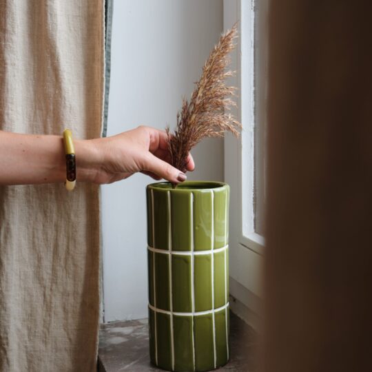 Vase carrelage kaki