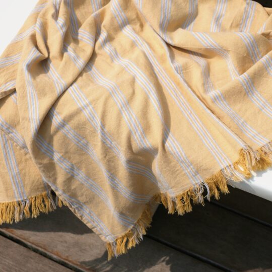 Fouta de plage jaune