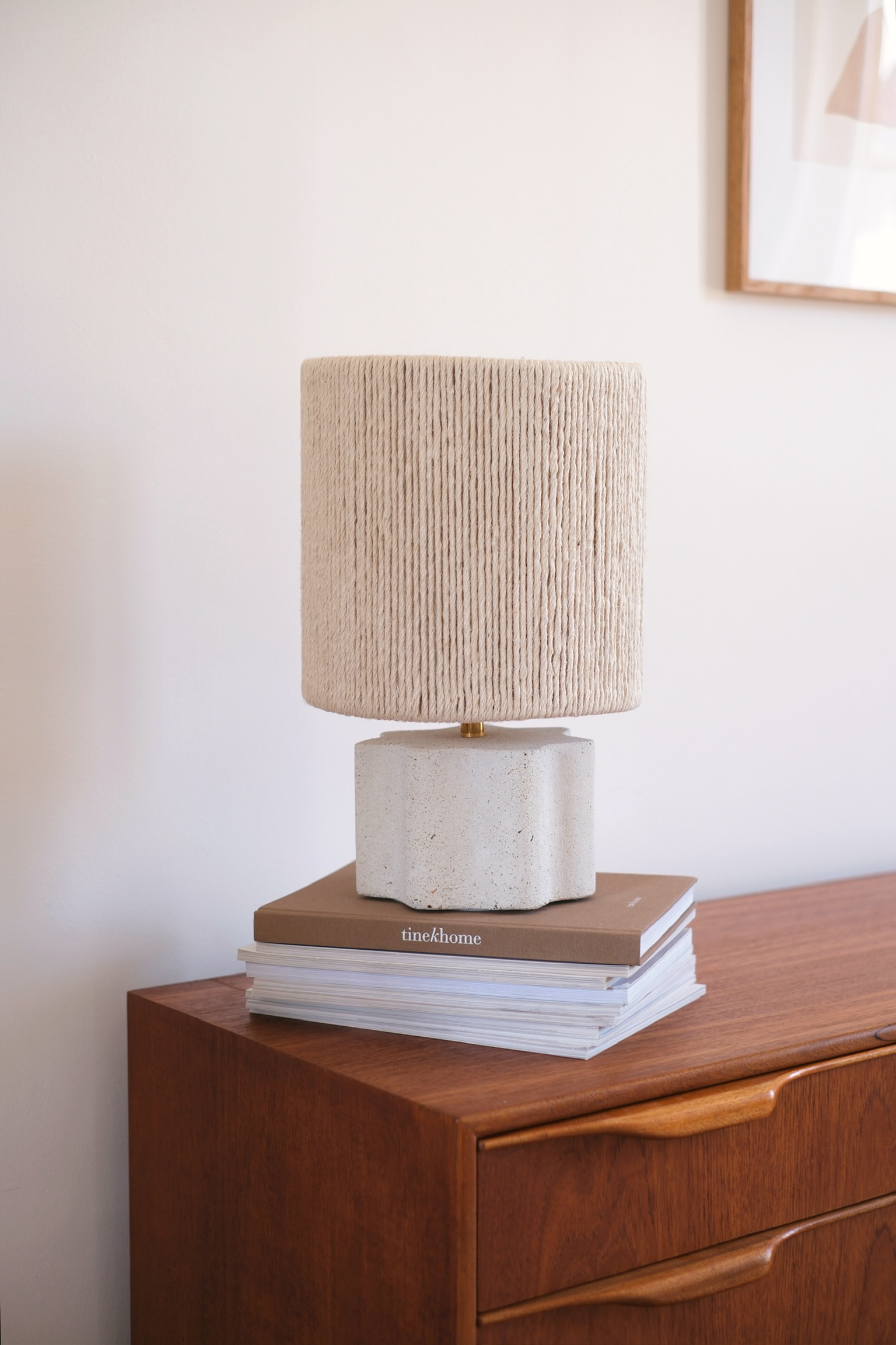 lampe à poser béton blanc