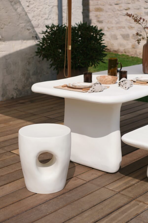 tabouret résine blanche