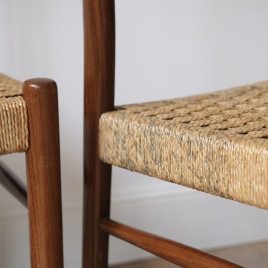 Paire de chaises vintage style Moller – Image 2