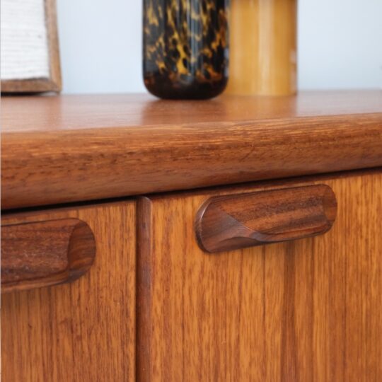 Enfilade vintage en teck Hortense – Image 2