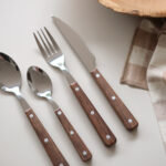 set 4 couverts bois foncé