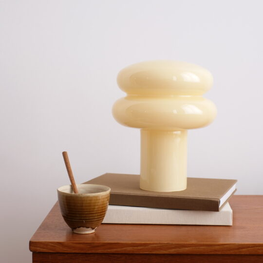 lampe à poser en verre coloré
