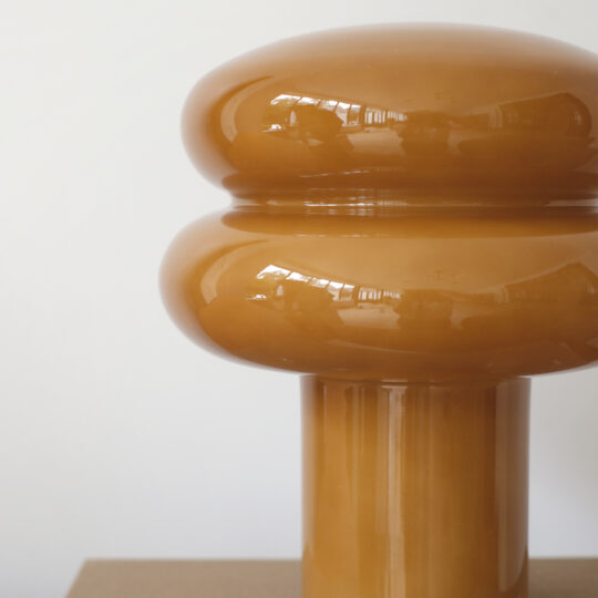 Lampe à poser ocre