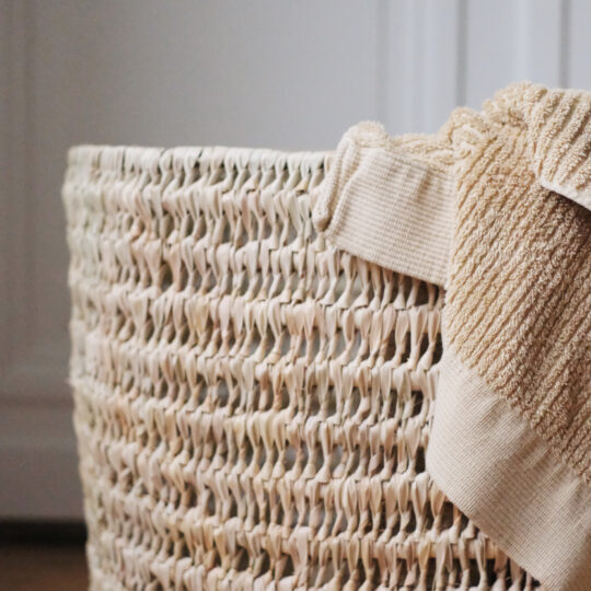 Grand panier en paille détail