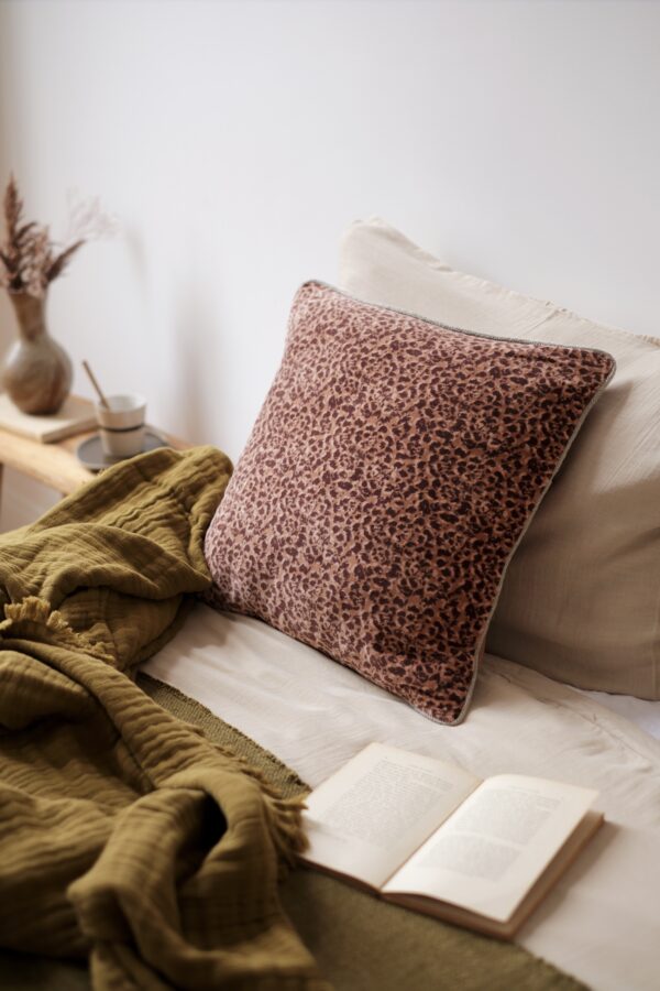 housse de coussin léopard