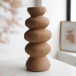 vase en céramique ondulé