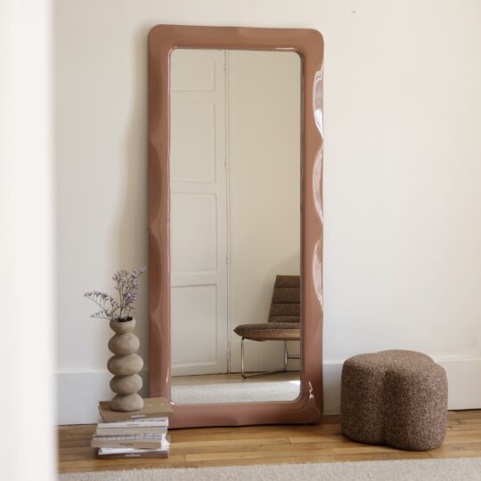 Vase en céramique ondulé – Image 4