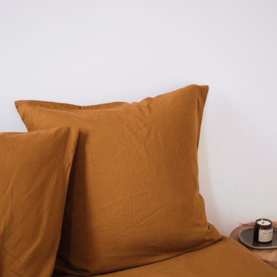 taie d'oreiller en gaze de coton ocre