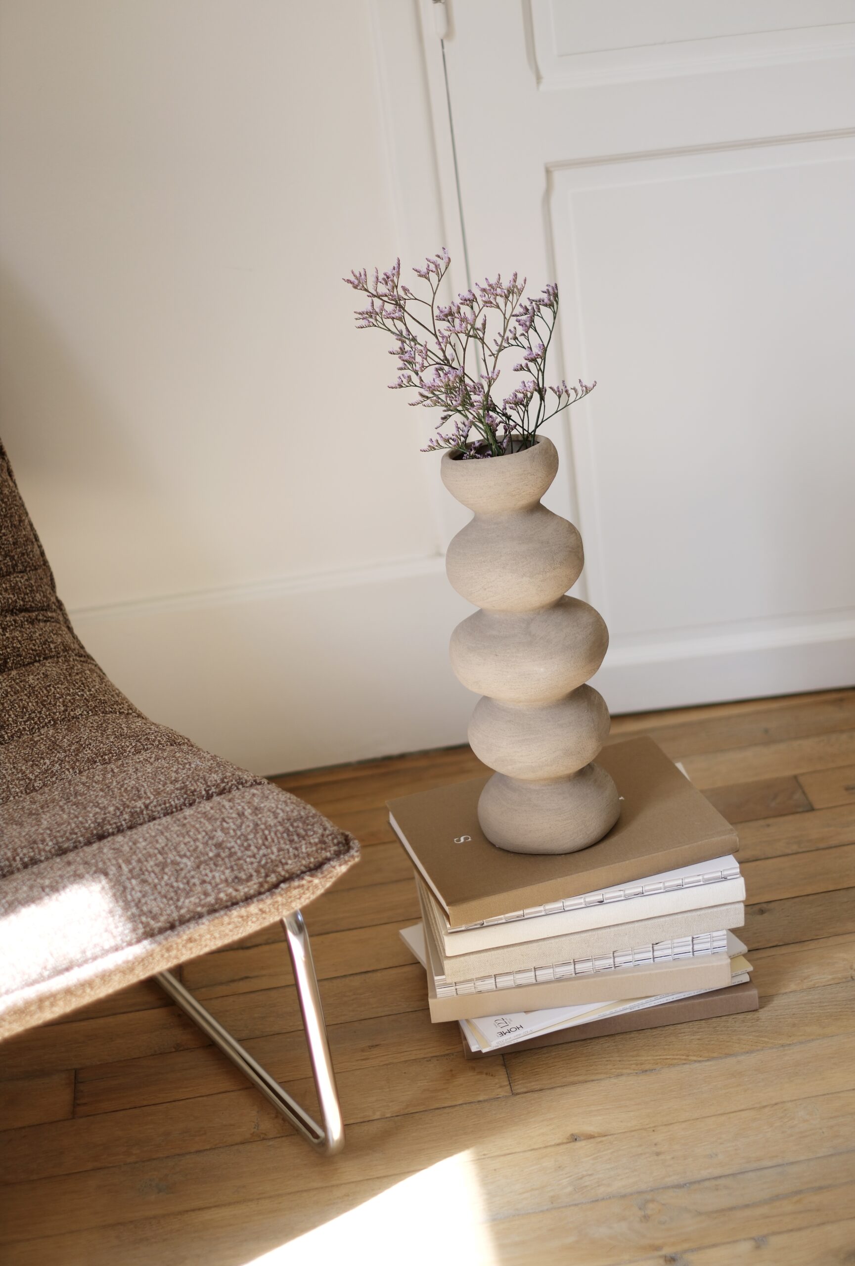 Vase en céramique ondulé – Image 2