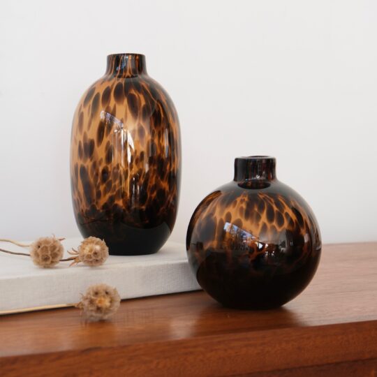 vase léopard