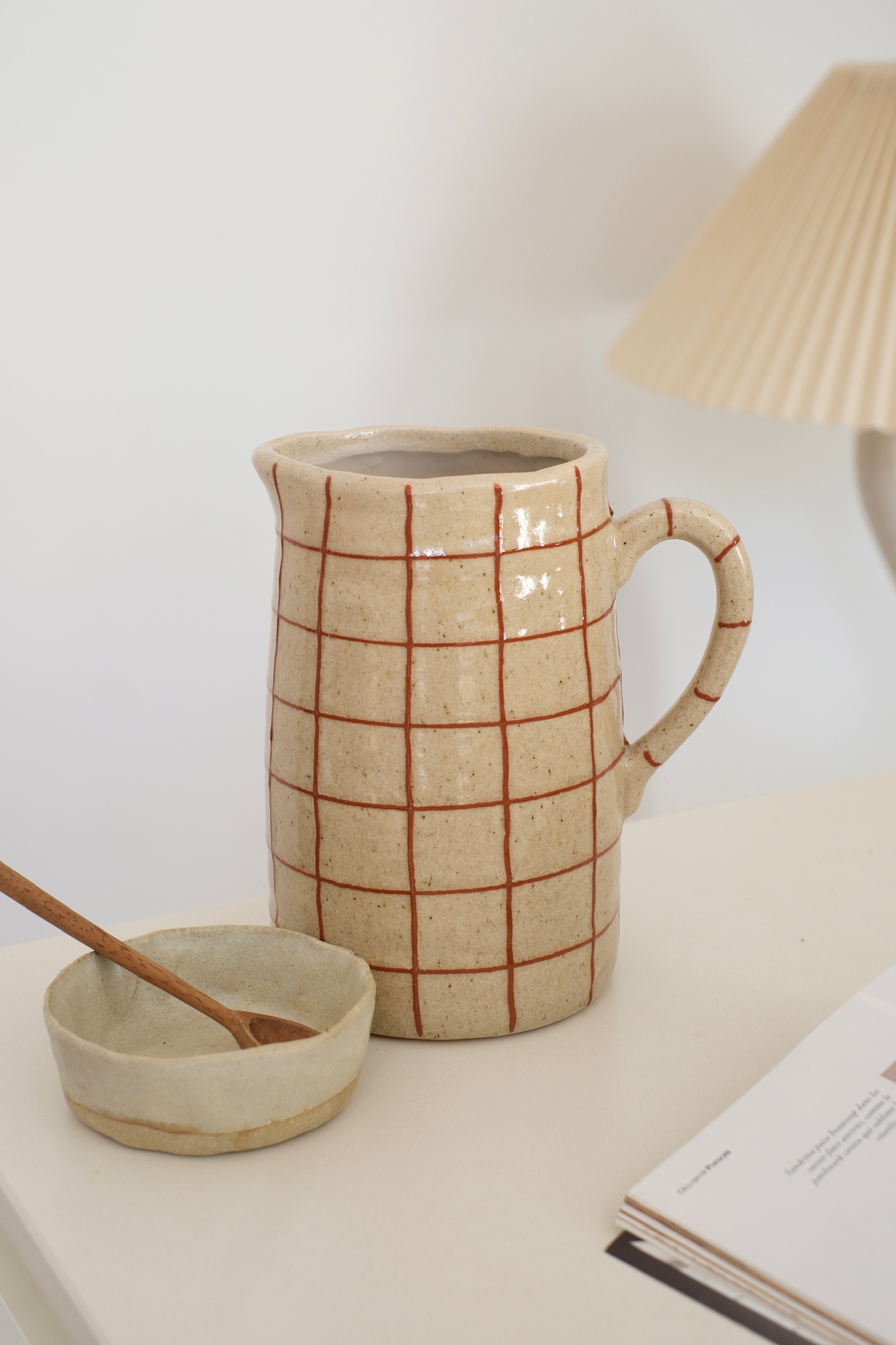 pichet céramique carreaux terracotta