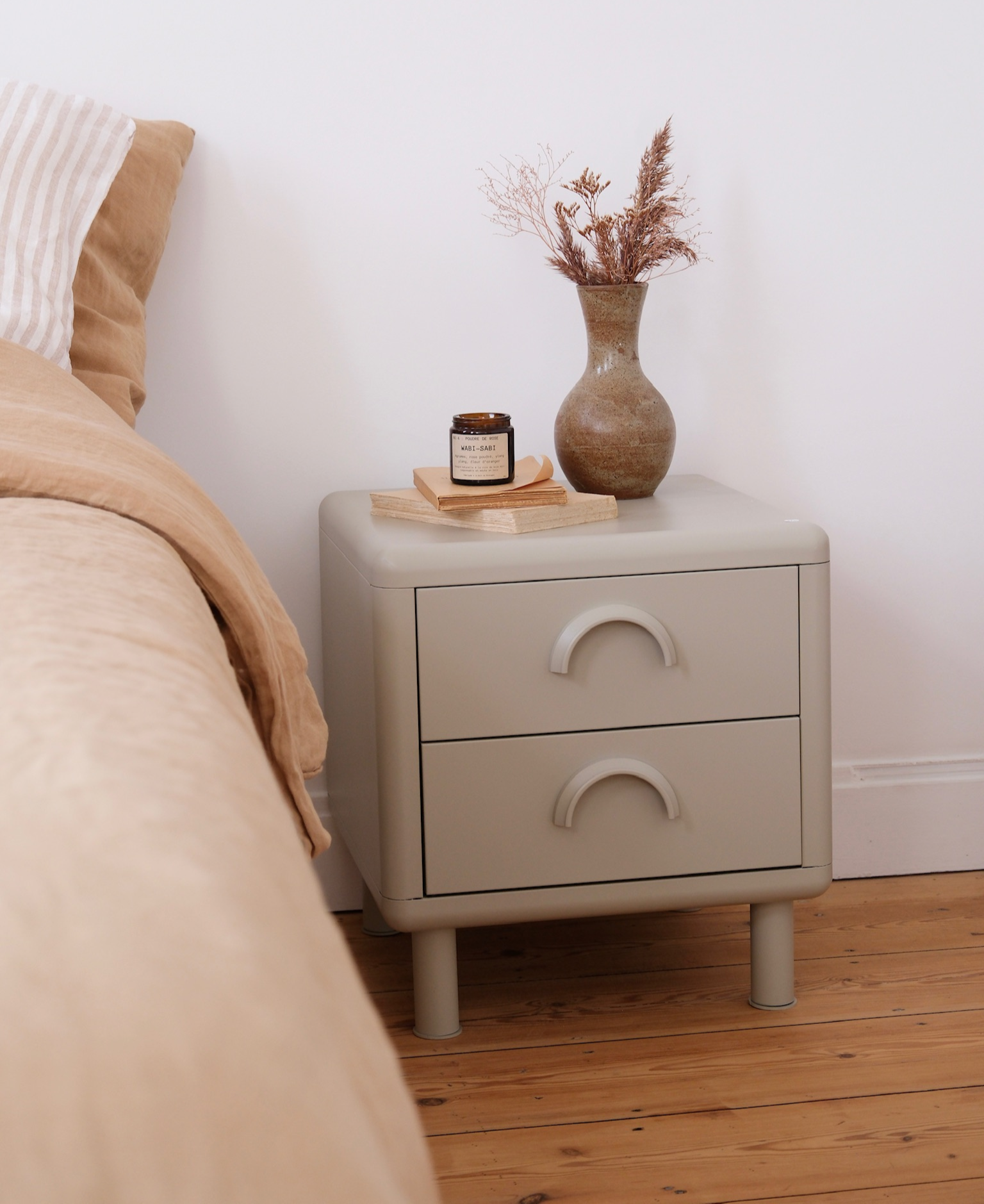 table de chevet métal