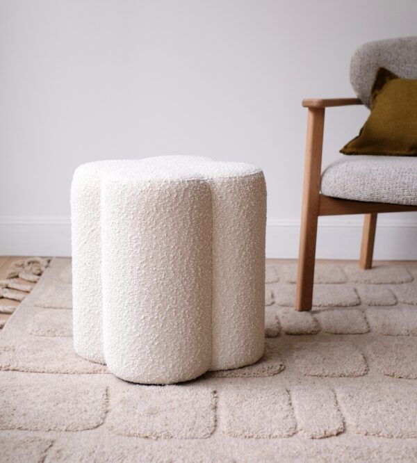 pouf bouclette crème