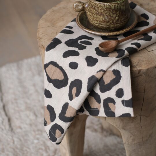 serviette de table léopard