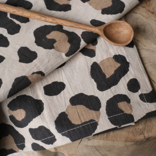 serviette de table léopard