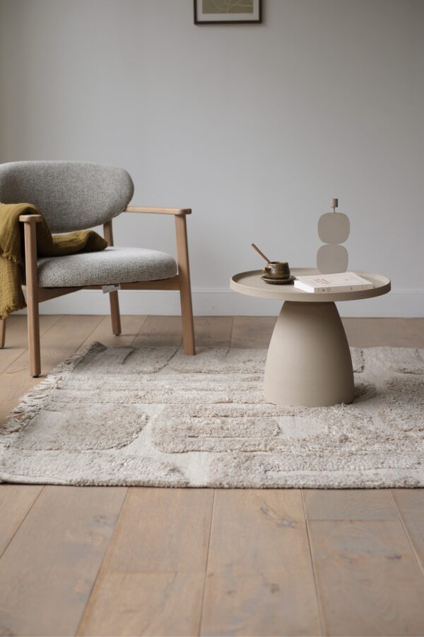 table d'appoint beige