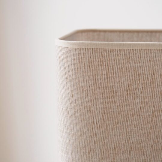 Lampe à poser en céramique abat-jour tissu – Image 3