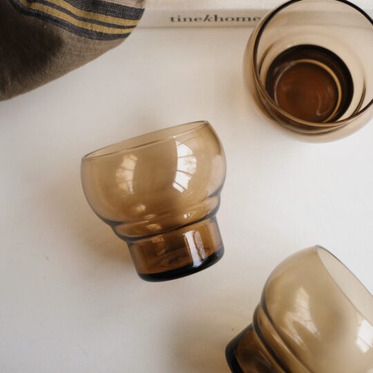 gobelet ambré design rétro