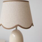 lampe à poser abat jour feston