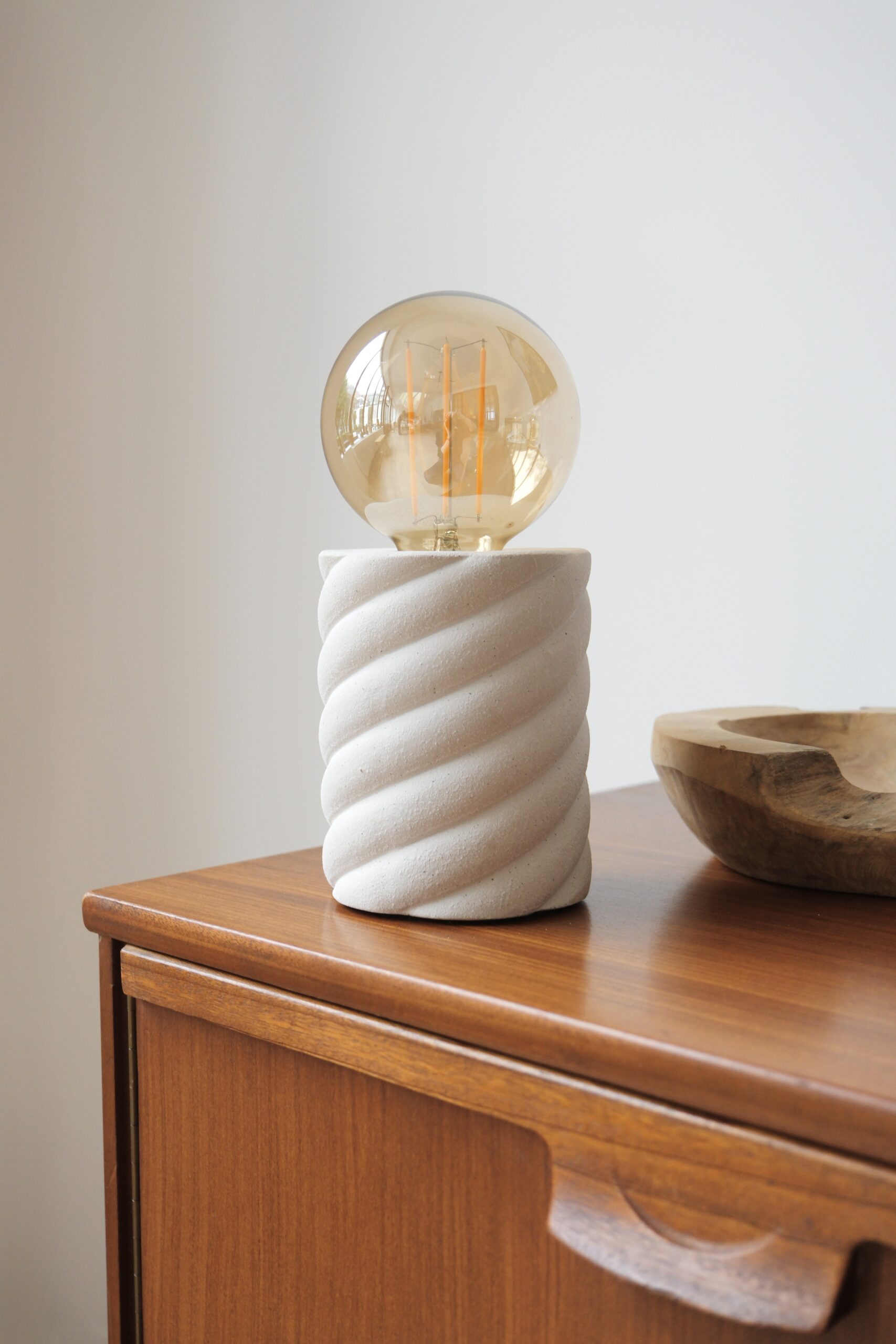 Petite lampe à poser Nina – Image 3