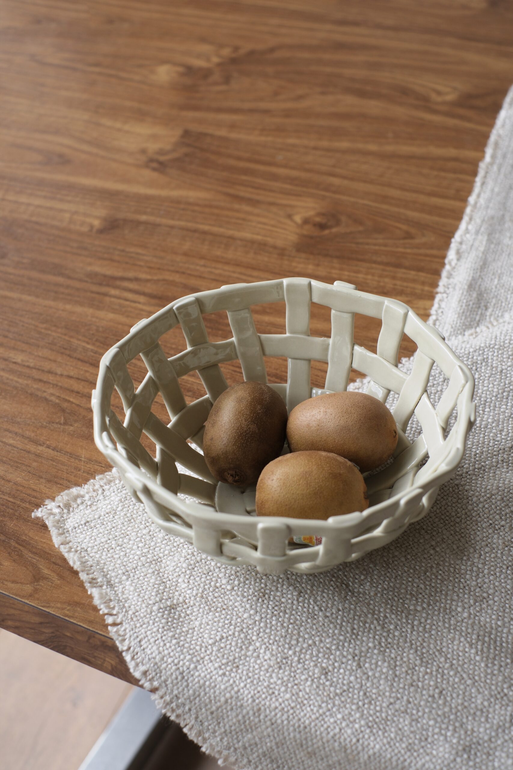 Saladier en céramique ajouré – Image 1