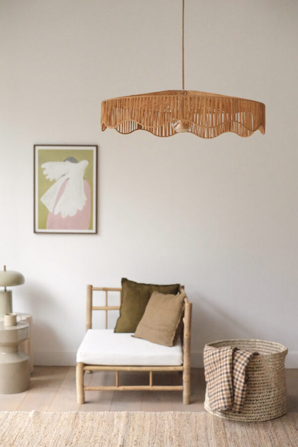 Suspension en raphia tressé