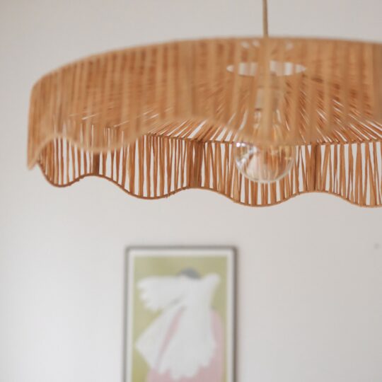 Suspension en raphia tressé – Image 2