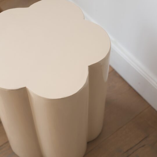 Bout de canapé Fleur – Image 3