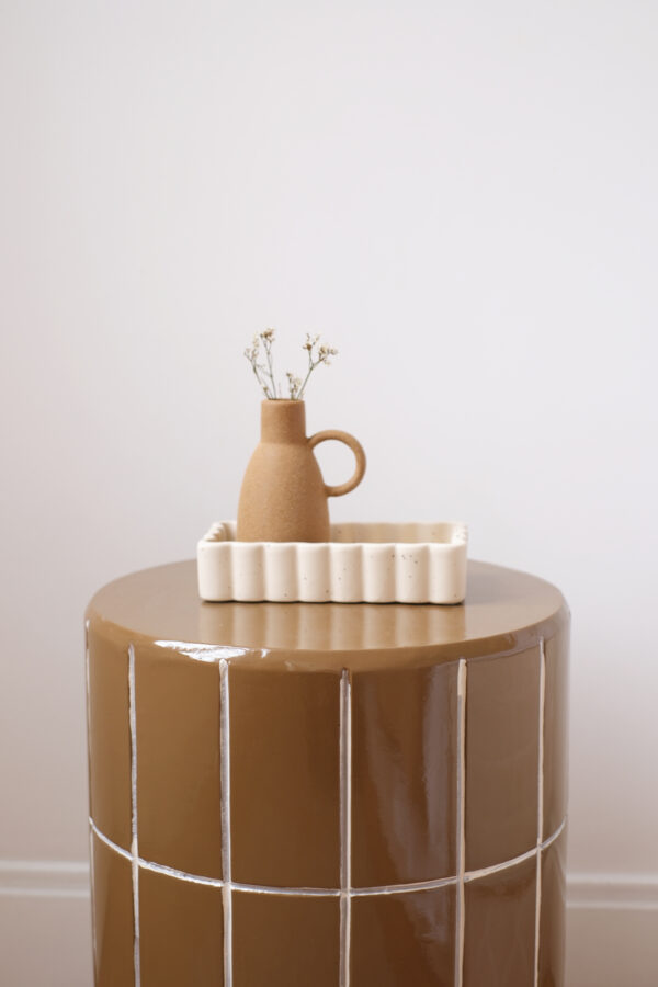 Bout de canapé carreaux marron