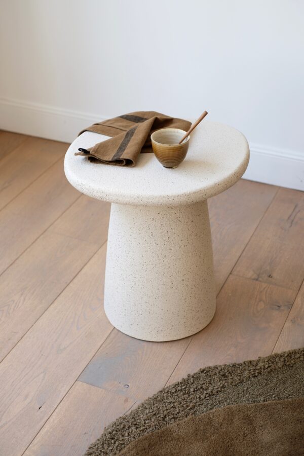 table d'appoint ronde aspect pierre