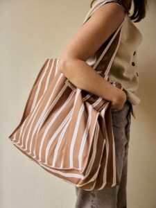 Coup de cœur pour le nouveau sac week-end noisette, le format parfait pour les escapades à venir !