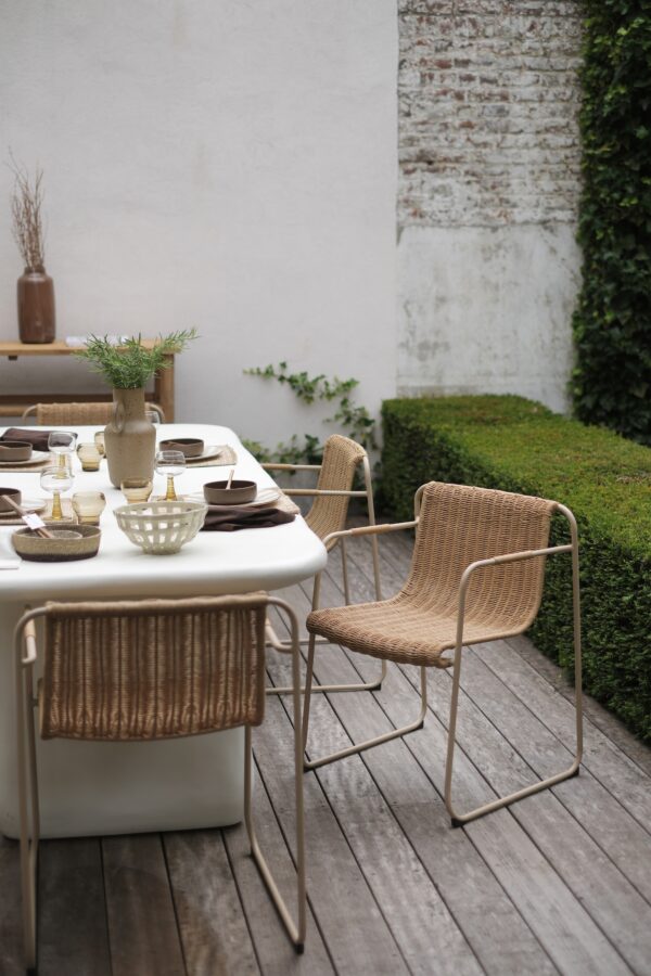 Chaise-jardin1 Chaise de jardin en métal assise tressée