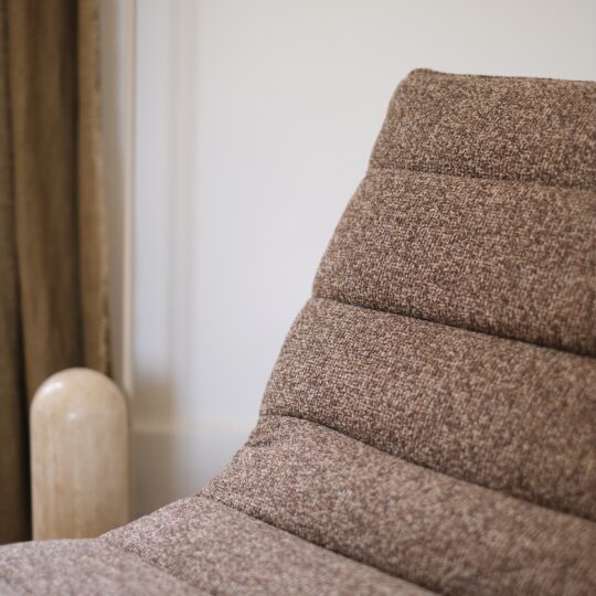 Fauteuil lounge piètement métal – Image 3