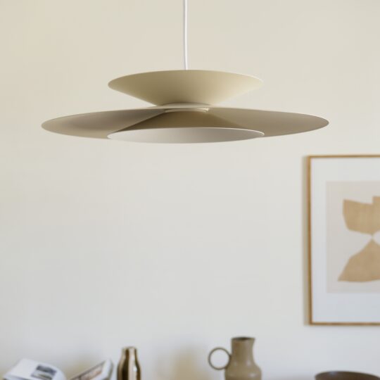 Suspension métal beige