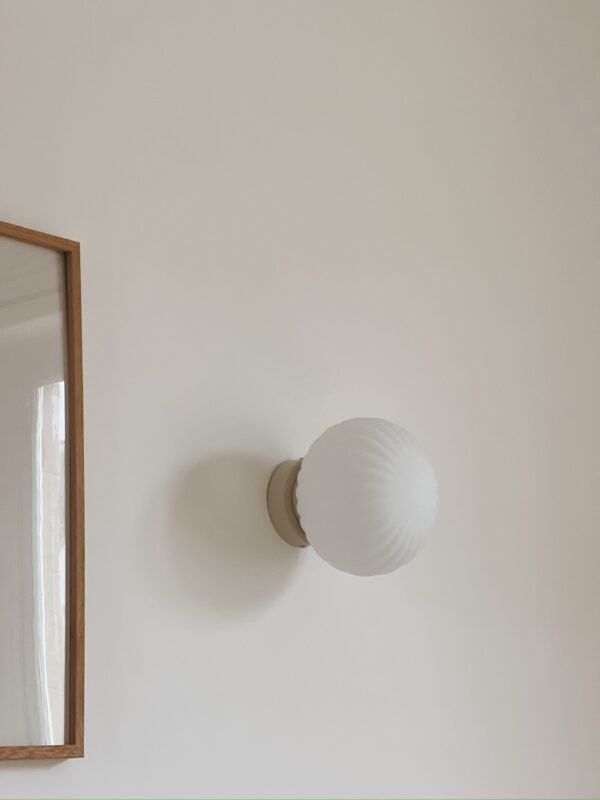 applique murale globe opalin