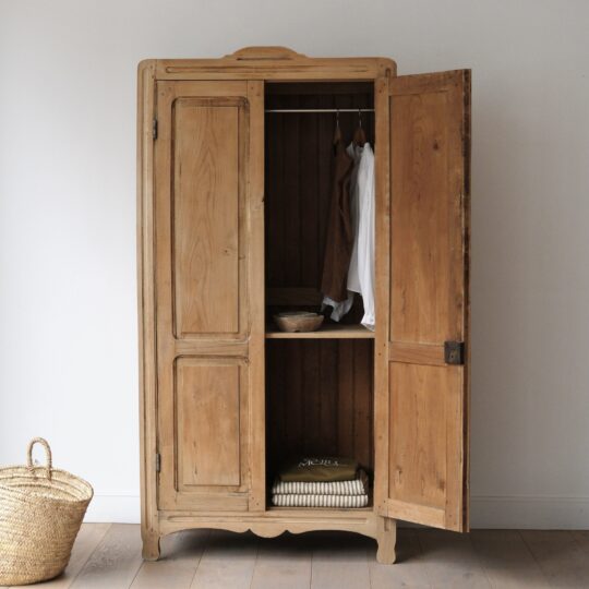 Armoire vintage en bois massif – Image 8