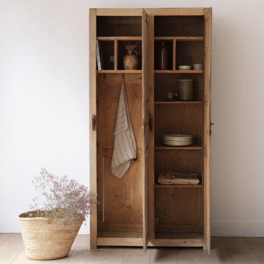 armoire vintage bois