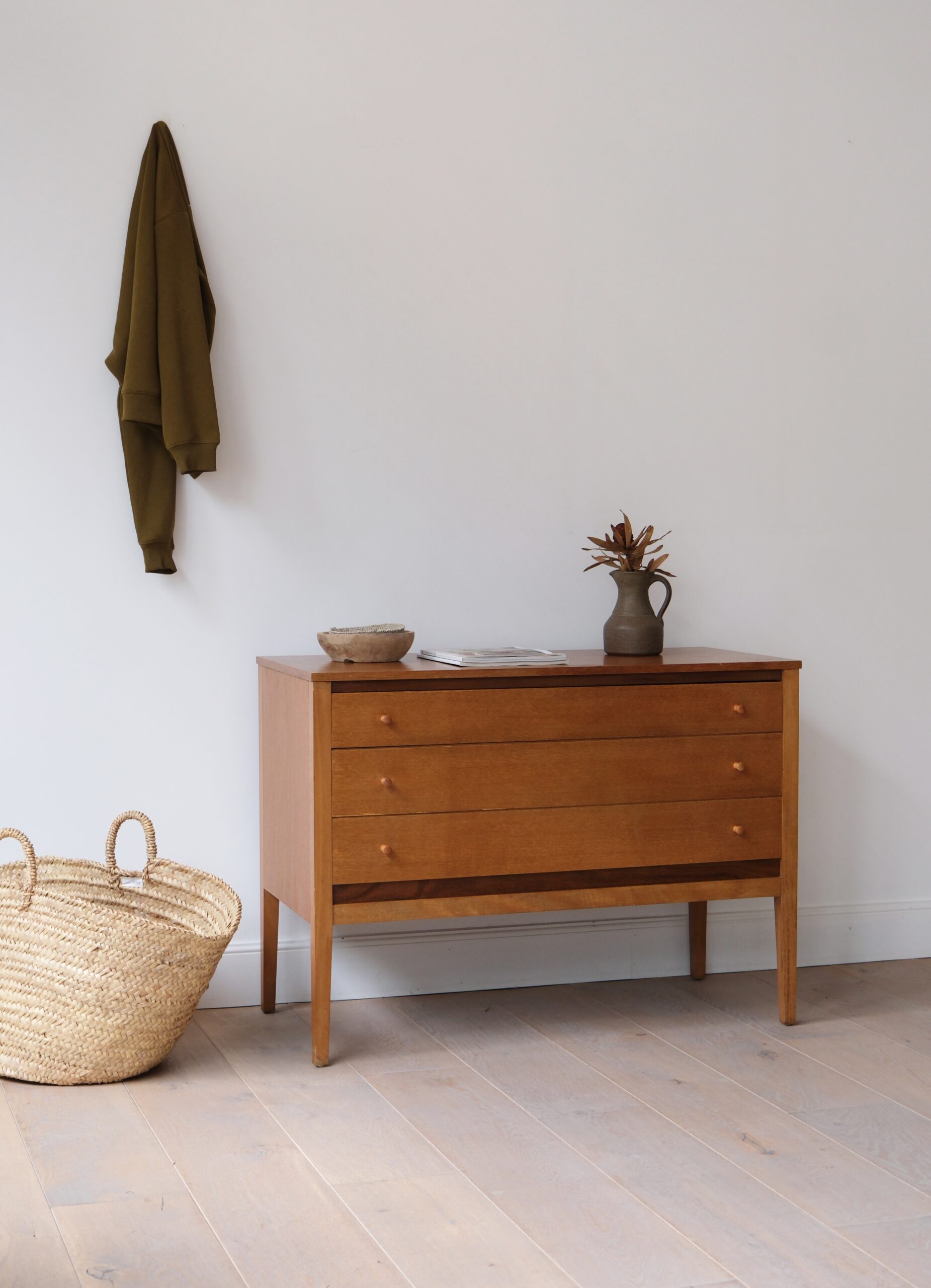 Commode vintage 3 tiroirs mid-century – Image 2