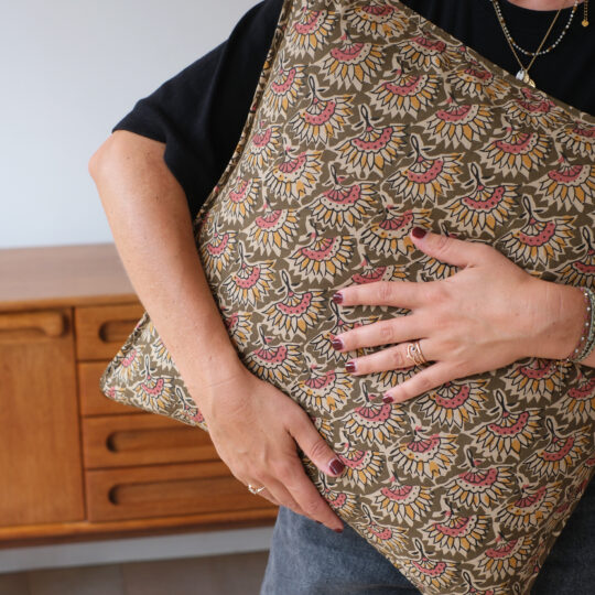 Housse de Coussin Imprimé 50x50cm olive/ocre – Image 2