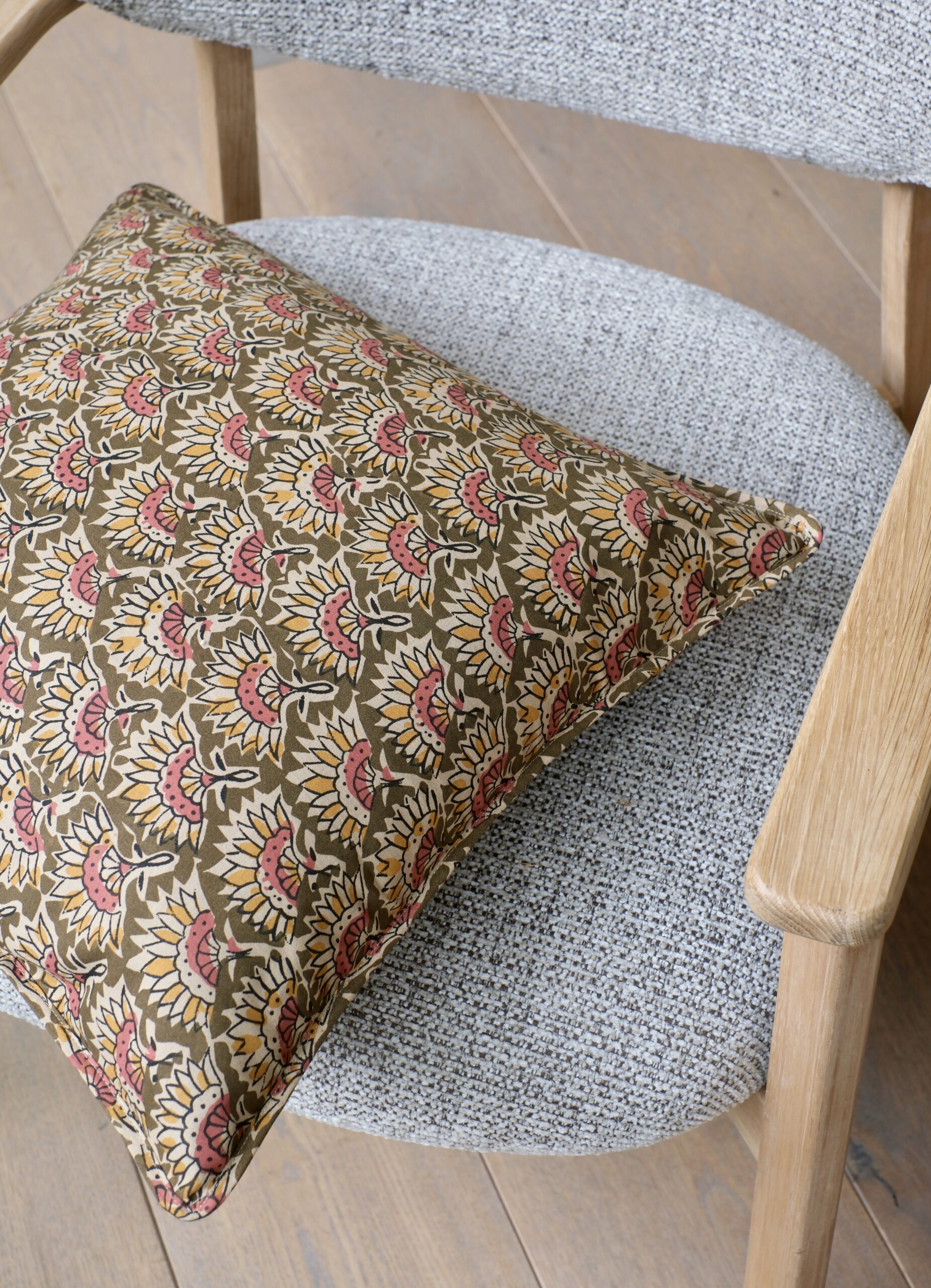 Housse de Coussin Imprimé 50x50cm olive/ocre – Image 3