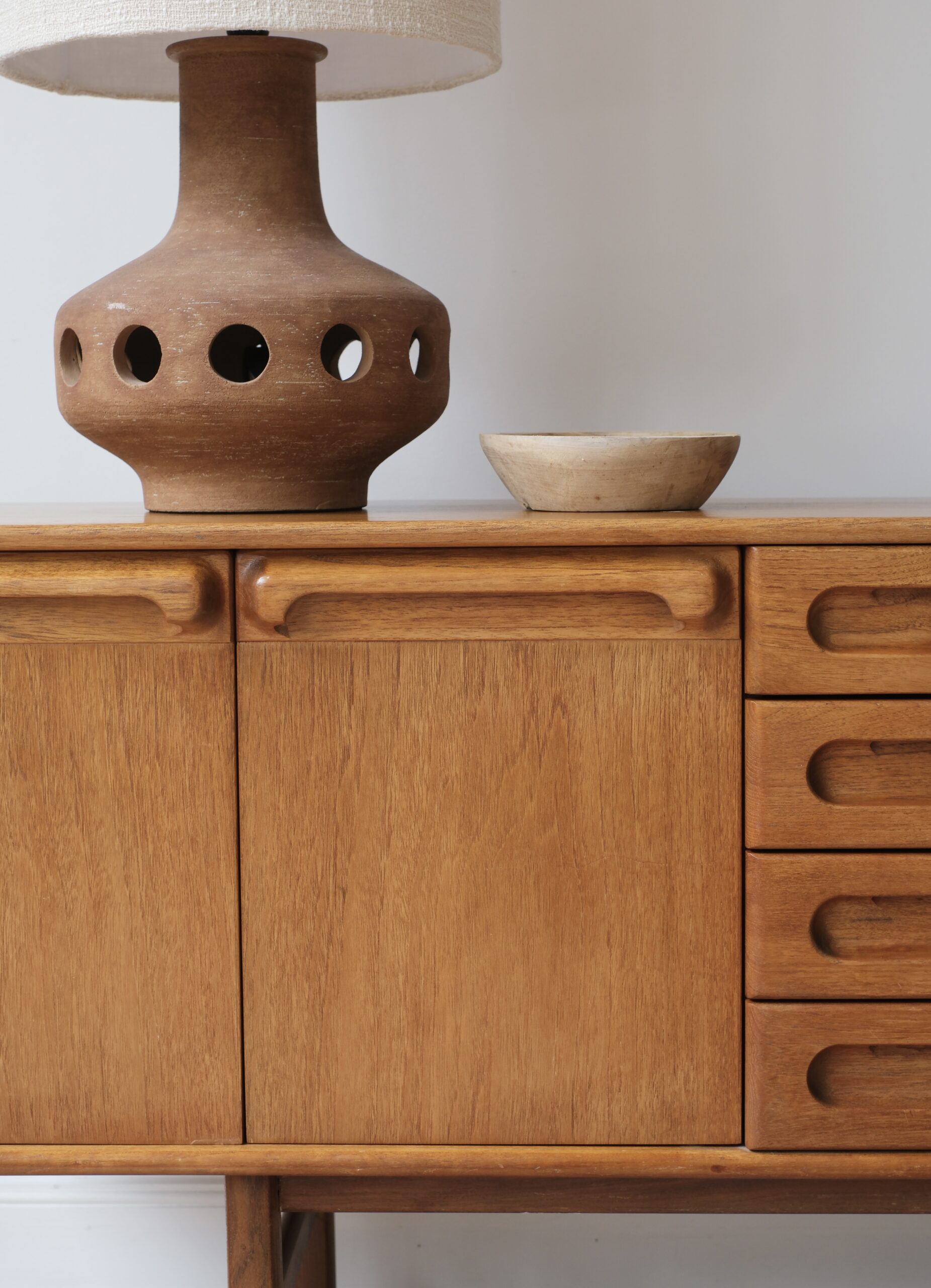 Enfilade vintage en teck Meredew – Image 4
