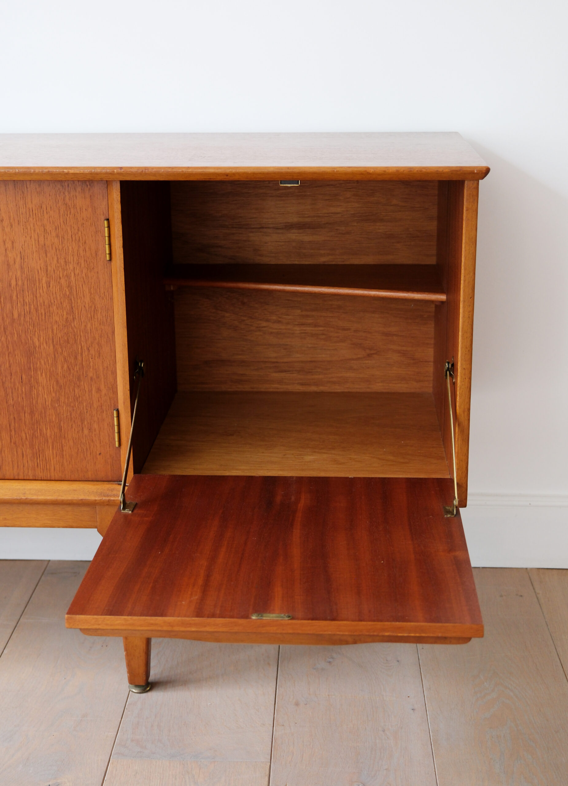 Enfilade vintage en teck "Walter" – Image 4