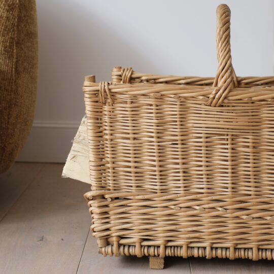Panier à bûches en osier tressé, pièce chinée – Image 4