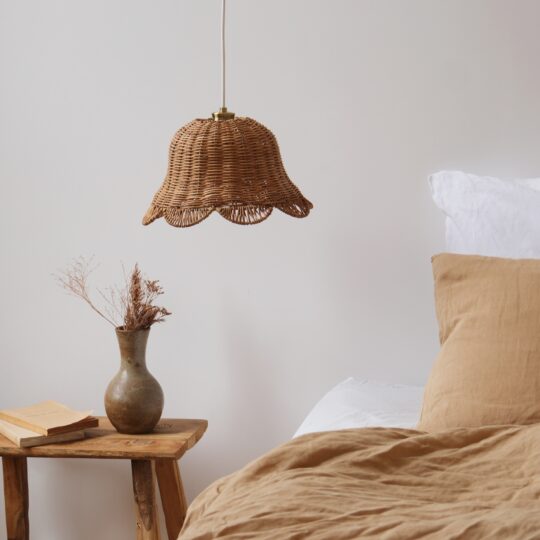 suspension baladeuse cloche en rotin