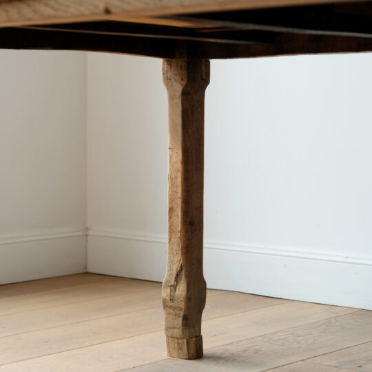 Table de ferme ancienne en bois massif – Image 9